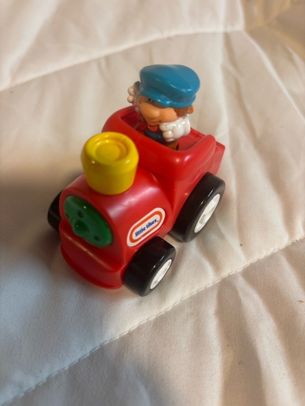 Vintage 2004 Little Tikes Red Choo Choo Train Wheelie Burger King Toy